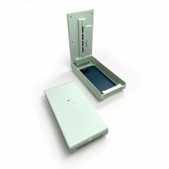 UV Sanitizer for cellphone, keys, and small objects - Picture 3 of 4